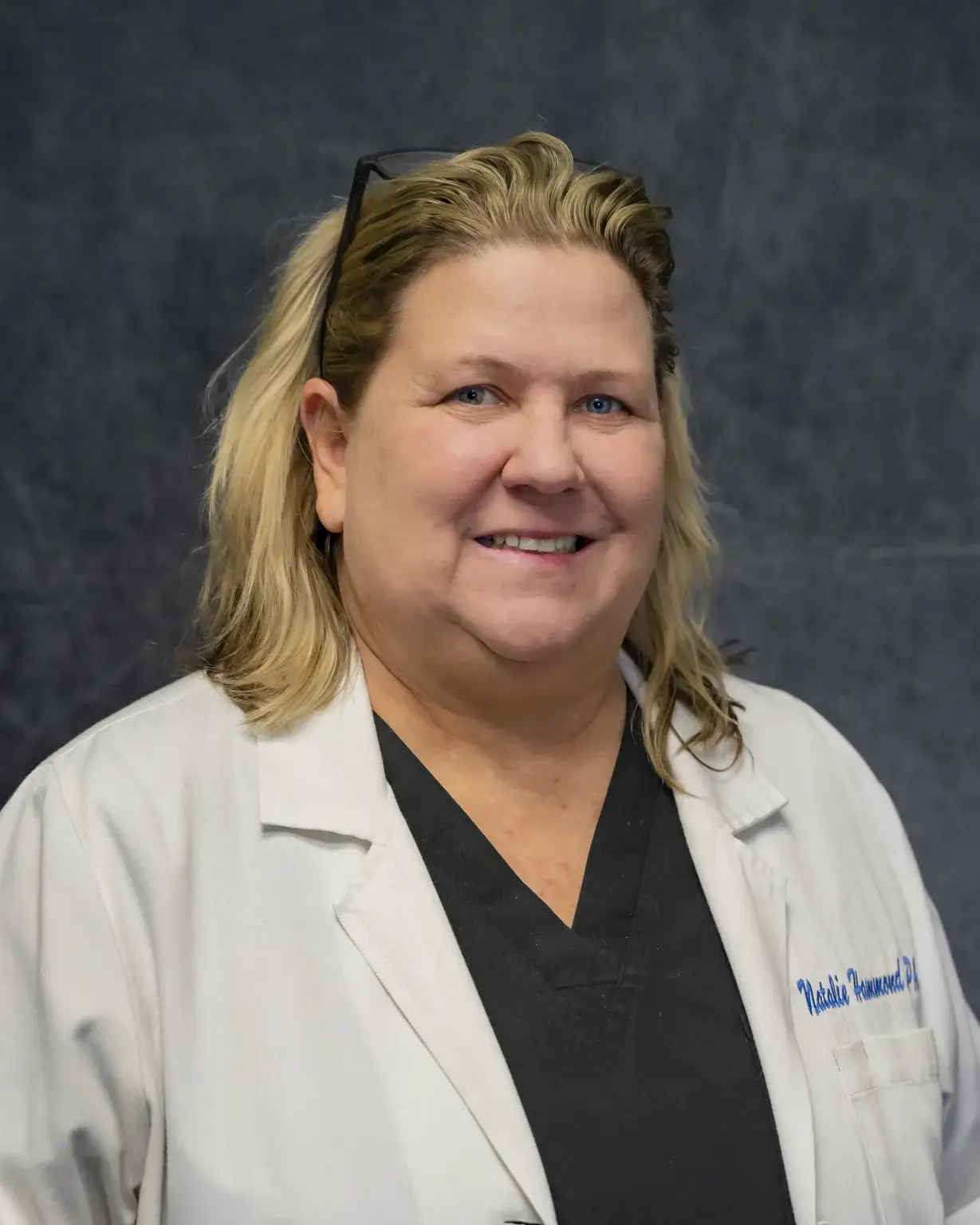 Orthopedic physician assistant Natalie Hammond of Los Angeles Orthopedic Surgery Specialist